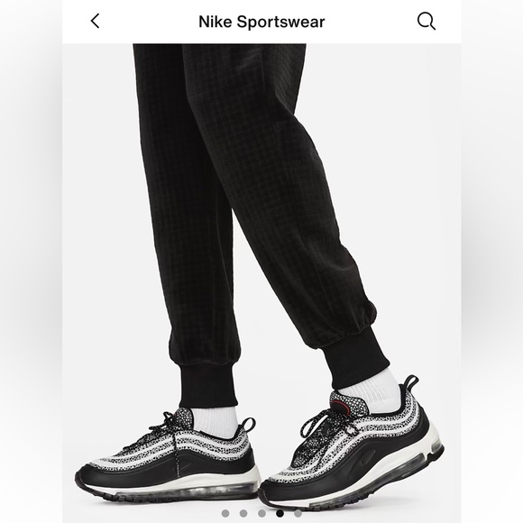 Nike Sportswear - Picture 8 of 10